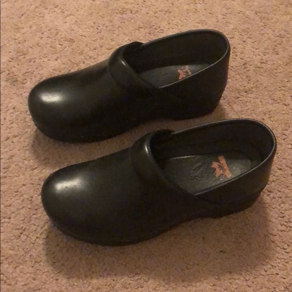 Dansko Clogs - Picture 1 of 2